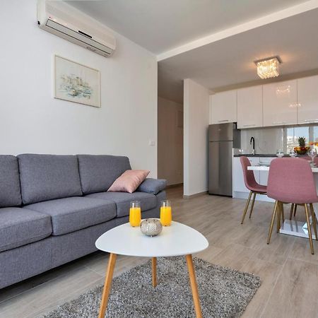 Luxury Apartment Makarska 2Min From Beach Екстер'єр фото