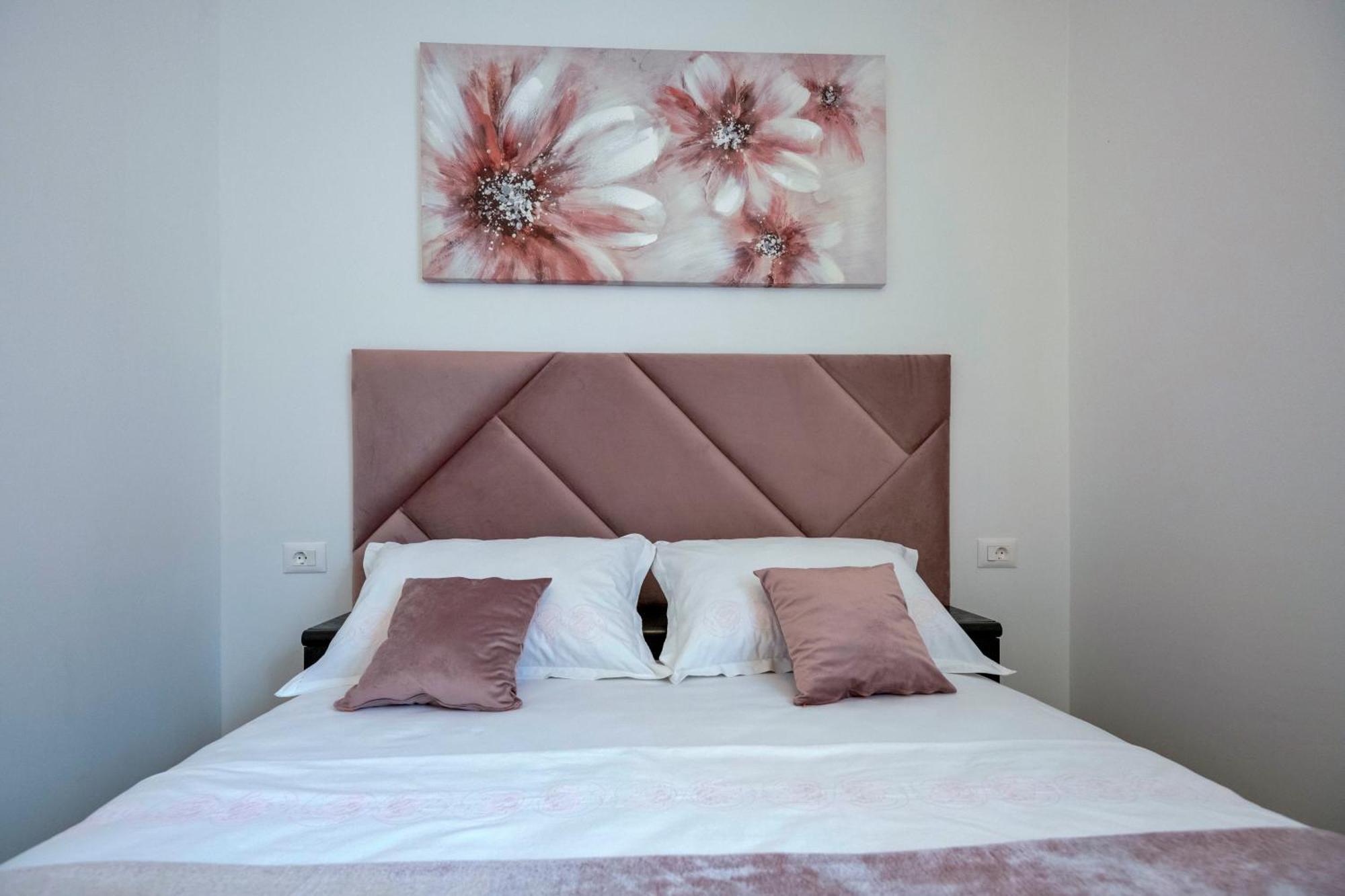Luxury Apartment Makarska 2Min From Beach Екстер'єр фото