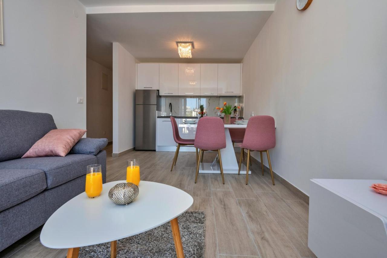 Luxury Apartment Makarska 2Min From Beach Екстер'єр фото