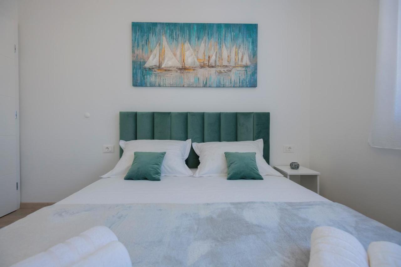 Luxury Apartment Makarska 2Min From Beach Екстер'єр фото