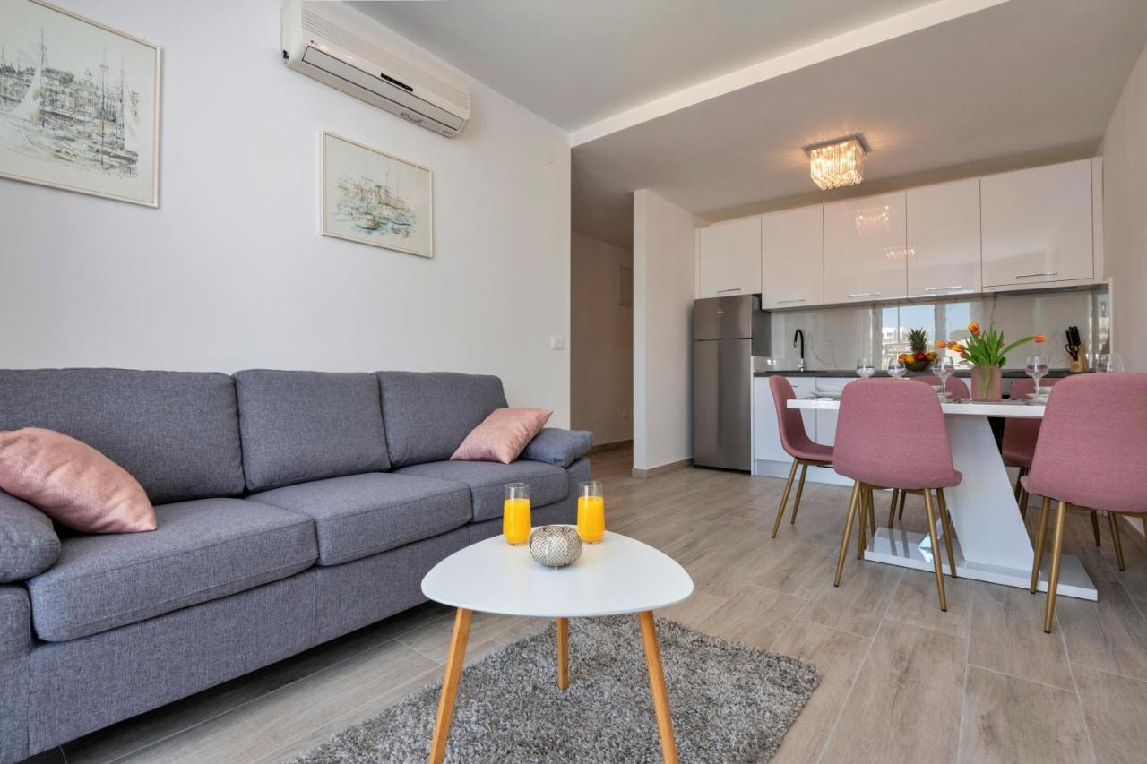 Luxury Apartment Makarska 2Min From Beach Екстер'єр фото