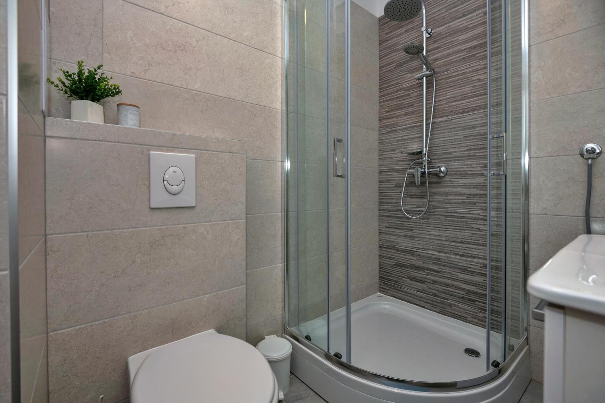 Luxury Apartment Makarska 2Min From Beach Екстер'єр фото